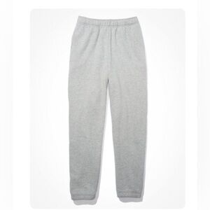 AE Fleece Boyfriend Jogger - size L in grey